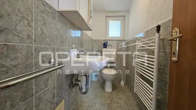 House 300 m², Vidikovac Zadar - two residential units - 19
