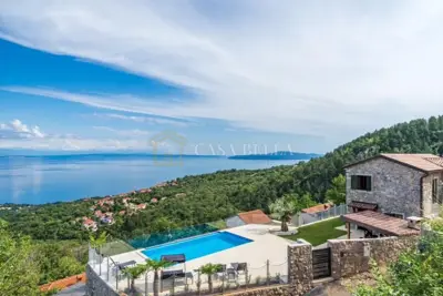 Vila u Poljanama, pogled na Kvarner i bazen
