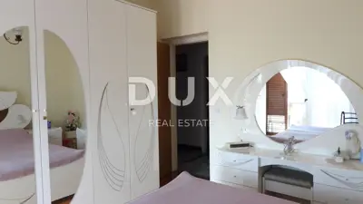 Semi-detached house 250 m², Lovran - sea view - 12