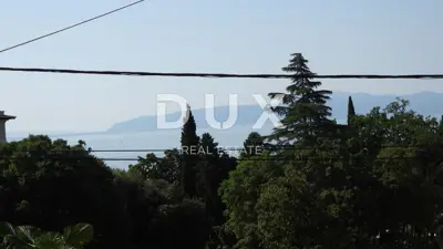 Semi-detached house 250 m², Lovran - sea view - 2