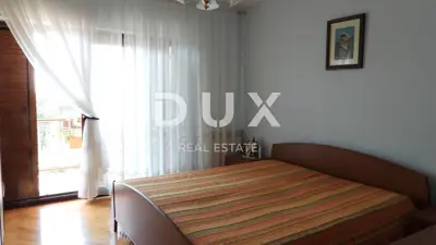 Semi-detached house 250 m², Lovran - sea view - 3