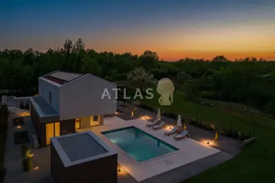 Vila 283 m², Labin - grijani bazen i okućnica 2.000 m² - 3