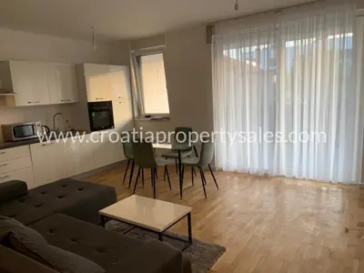 Stan, Šibenik, 144 m², 2-soban, 419 000 € - 11