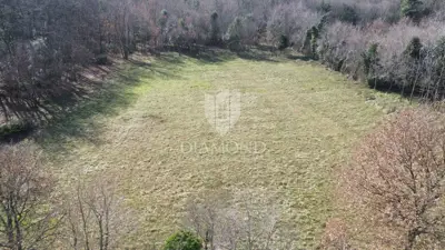 Bau- und Landwirtschaftsland 11.500 m², Barban - 5
