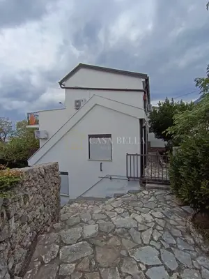 House 180 m², Karlobag - old town center and sea view
