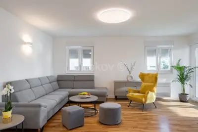 Apartment 94 m², Strožanac, garden 146 m² and jacuzzi - 7