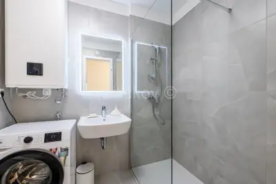 Apartment 94 m², Strožanac, garden 146 m² and jacuzzi - 16