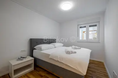 Apartment 94 m², Strožanac, garden 146 m² and jacuzzi - 10