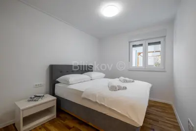 Apartment 94 m², Strožanac, garden 146 m² and jacuzzi - 10