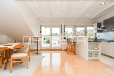 Najam, Stan, Remete, Kameniti stol, 2,5s, 100 m² - 2