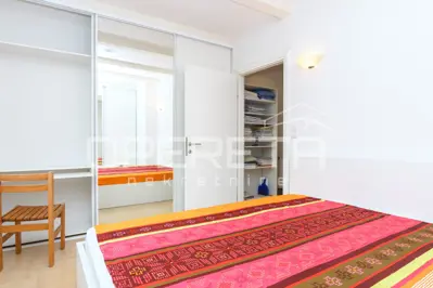 Najam, Stan, Remete, Kameniti stol, 2,5s, 100 m² - 12