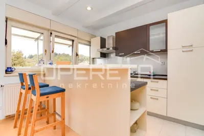 Najam, Stan, Remete, Kameniti stol, 2,5s, 100 m² - 8