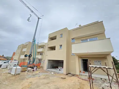 Wohnung im 2. Stock, Valdebek - Neubau mit großer Terrasse - 3