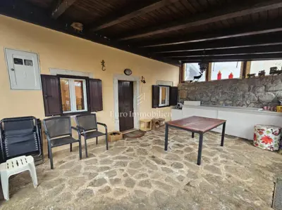 Otok Krk - samostojeća kuća s lijepom okućnicom - 10