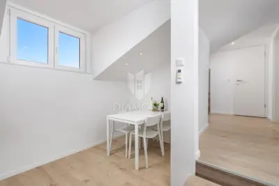 Stan 84 m², Opatija - Centar, 170 m od mora - 16