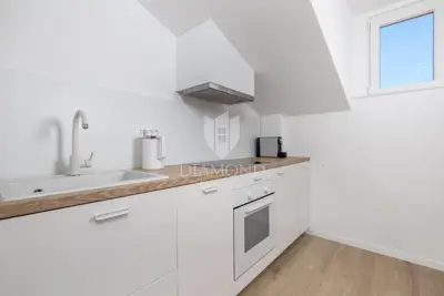 Stan 84 m², Opatija - Centar, 170 m od mora - 14