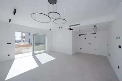 Wohnung 139 m², Kaštel Stari - ruhige Lage im Resort