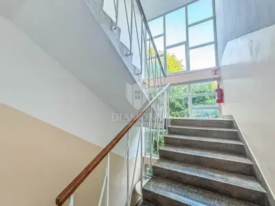 Stan 79 m², Umag - pogled na more i centar - 13