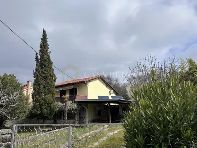 Kuća na Krku, Dobrinj - renovirana i s podnim grijanjem