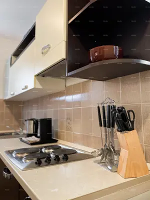 Villa in Supetar, 345 m² - 150 m from the beach and six apartments - 15