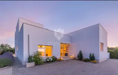 Luxusvilla mit zwei Pools in ruhiger Lage - 18