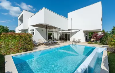 Luxusvilla mit zwei Pools in ruhiger Lage - 15