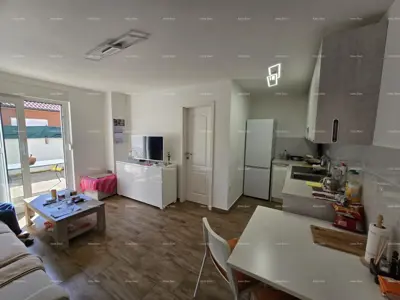 Apartment 45 m², Pula Center, ground floor with private garden - 13