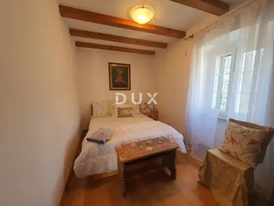 House 246 m², Beli on the island of Cres - near the sea - 12