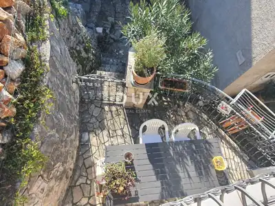 House 246 m², Beli on the island of Cres - near the sea - 10