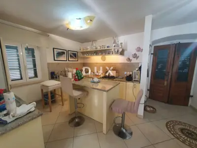 House 246 m², Beli on the island of Cres - near the sea - 4