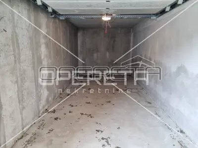 Garage zum Kauf in Ravnice, 17,5 m² - 2