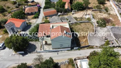 Haus 171 m², Vinišće - ruhige Lage in der Nähe des Strandes - 2