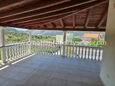 Haus 171 m², Vinišće - ruhige Lage in der Nähe des Strandes - 10
