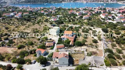 Haus 171 m², Vinišće - ruhige Lage in der Nähe des Strandes - 3