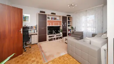 Selčina, Useljiv trosoban stan, 75 m², 4. kat - Selčina - 2