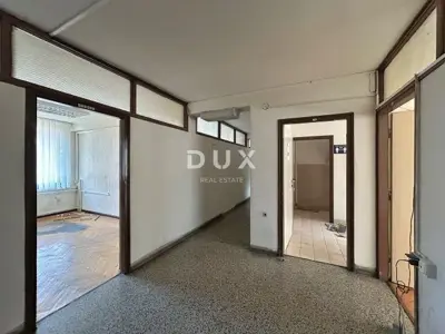 Commercial building 1,200 m², Rijeka Centar - city center - 2