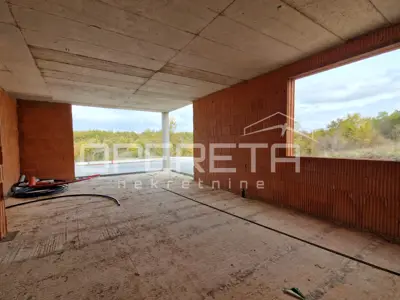 Istria, Svetvinčenat, new house with a pool surrounded by nature - 14