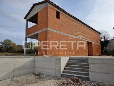 Istria, Svetvinčenat, new house with a pool surrounded by nature - 6
