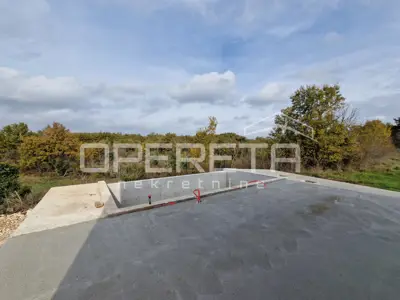 Istria, Svetvinčenat, new house with a pool surrounded by nature - 5