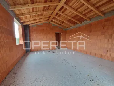 Istria, Svetvinčenat, new house with a pool surrounded by nature - 13