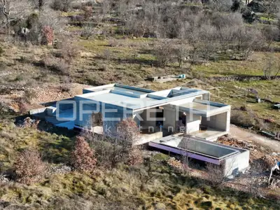 Haus 219 m², Brštanovo - Ruhe und Privatsphäre
