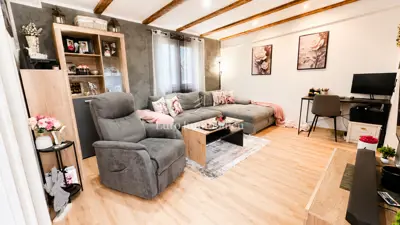 Wohnung 72 m², Šišan - Garten und Terrasse 25 m²