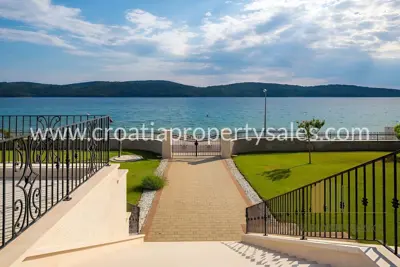 House, Šibenik, 1 005 m², 4 900 000 € - 5