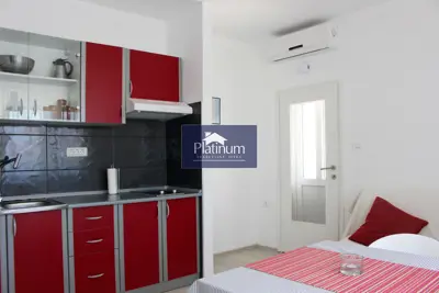 EKSKLUZIVNA PRODAJA – STAN 48,50 m², SAMO 500 m OD MORA! - 4