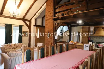 Kuća 312 m², Split - mirno mjesto u prirodi - 6