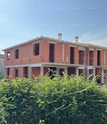 Apartments under construction for sale, 400 m from the beach and sea, Novigrad!