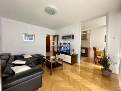 Stan 70 m², Belveder - renoviran 2S+DB