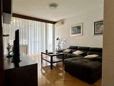 Stan 70 m², Belveder - renoviran 2S+DB - 3