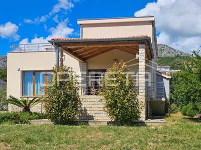 Moderna kuća na padinama Klisa, udobnost i priroda u savršenoj ravnoteži - 8