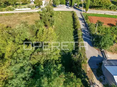 Građevinsko zemljište, Žminj 1.043 m², dozvola i komunalije plaćene - 3